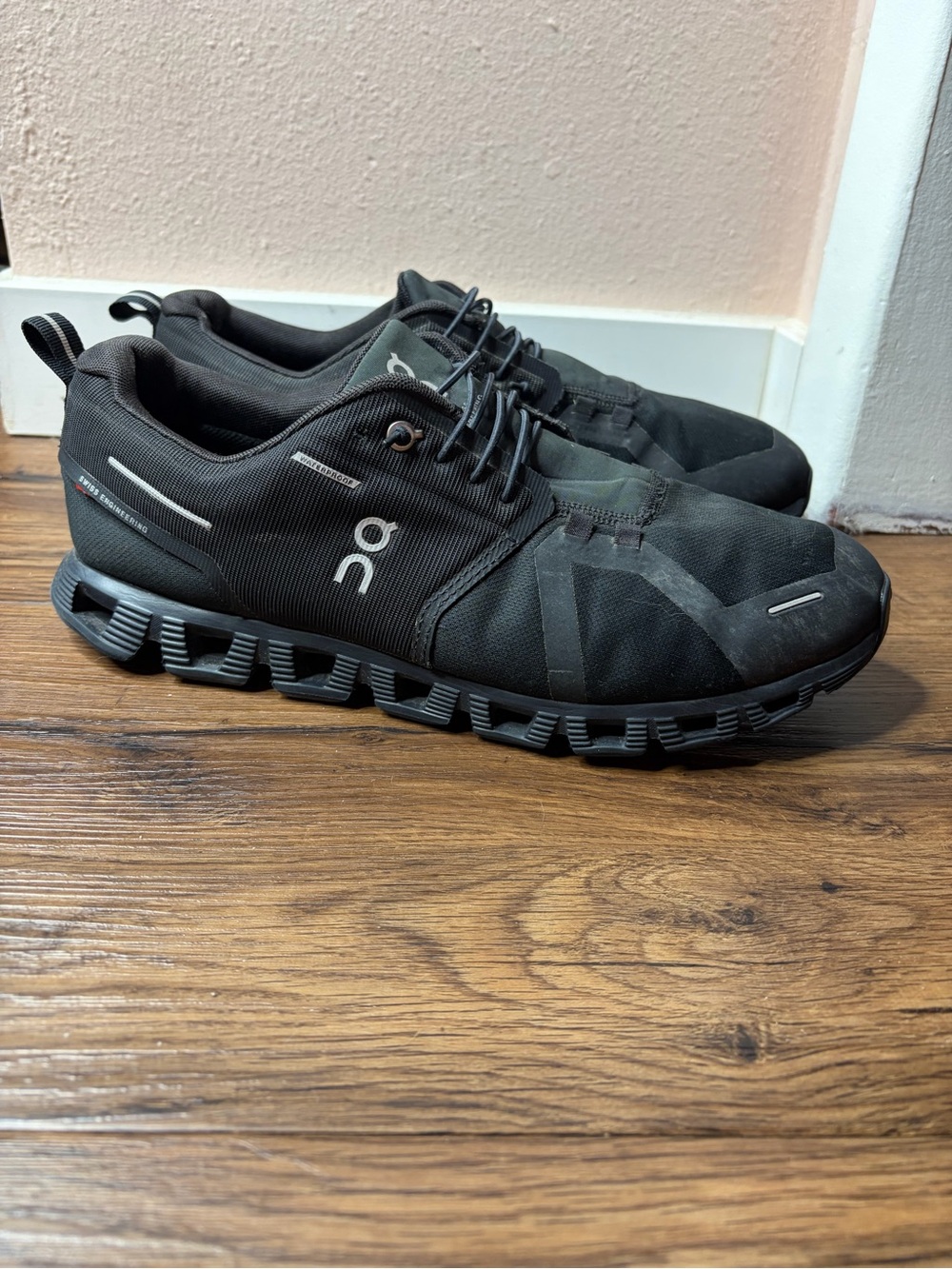 On Cloud Running Shoes